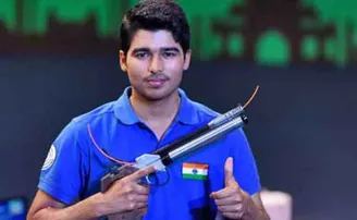 ପଦକ ଆଶା ଦେଲେ ସୌରଭ, ଫାଇନାଲ୍‌ରେ ପହଞ୍ଚିଲେ