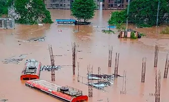 ୯ଲକ୍ଷ ଧରି ବସ୍ ଉପରେ ୭ ଘଣ୍ଟା ବସିଲେ ମ୍ୟାନେଜର