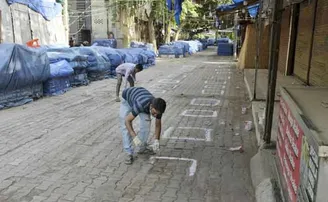 କେବଳ ସପ୍ତାହାନ୍ତ ନାଇଟ କର୍ଫ୍ୟୁକୁ ଛାଡ଼ି ଆଉ ସବୁ ଖୋଲିଦେଲେ ସରକାର