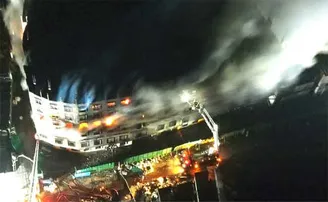 କାରଖାନାରେ ଲାଗିଲା ନିଆଁ, ୫୨ ଜୀବନ୍ତ ଦଗ୍ଧ