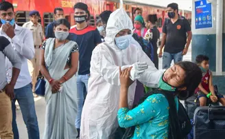 କୋଭିଡ୍‌ର ତୃତୀୟ ଲହର ଗାଏବ୍‌ ! କ’ଣ କହୁଛନ୍ତି ବିଶେଷଜ୍ଞ