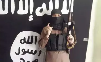 ଆତ୍ମଘାତୀ ହମଲା କରିଥିବା ଆତଙ୍କୀର ଫଟୋ ଜାରି କଲା ଆଇଏସ୍‌