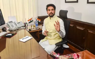 କରୋନା ବେଳେ ଅନାଥ ହୋଇଥିବା ଛୋଟ ଛୁଆଙ୍କୁ ମିଳିବ ୫ ଲକ୍ଷର ସ୍ୱାସ୍ଥ୍ୟ ବୀମା