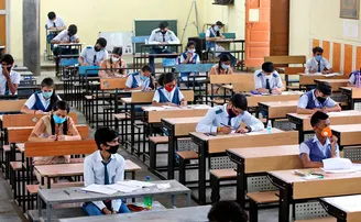 ‘କରୋନା କାଳରେ ସ୍କୁଲ୍ ନଖୋଲିବା ଅଧିକ ବିପଦପୂର୍ଣ୍ଣ’