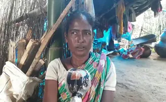 ପଲିଥିନ୍ ତଳେ ବିତୁଛି ଜୀବନ