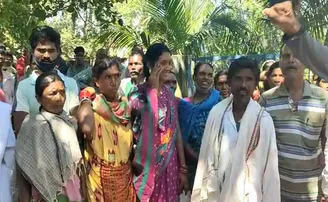 ସାର ପାଇଁ ହୋହଲ୍ଲା, ଠେଲା ପେଲା