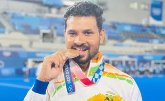 ହକିକୁ ଅଲବିଦା କହିଲେ ଓଡ଼ିଆ ପୁଅ ବୀରେନ୍ଦ୍ର ଲାକ୍ରା