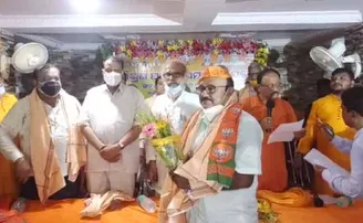 ବିଜେଡି ଛାଡ଼ି ବିଜେପିରେ ମିଶିଲେ ଶତାଧିକ କର୍ମୀ