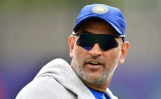 ଅଭ୍ୟାସ ମ୍ୟାଚ ପୂର୍ବରୁ ଟିମ ଇଣ୍ଡିଆରେ ଯୋଗଦେଲେ ଧୋନି, ଦେଖନ୍ତୁ ଫଟୋ