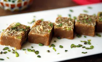 ଏଥର ଦିପାବଳୀରେ ଘରେ ପ୍ରସ୍ତୁତ କରନ୍ତୁ ସ୍ୱାଦିଷ୍ଟ ‘ମୋହନଥାଲ୍‌’