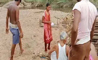 ମା'କୁ ମୁଖାଗ୍ନି ଦେଲା ଝିଅ, ସୃଷ୍ଟି କଲା ନୂଆ ଉଦାହରଣ