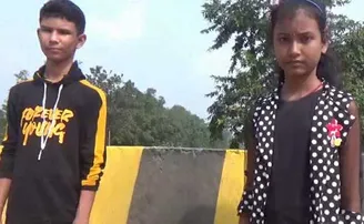 ଗାଁ ପୋଲ ପାଇଁ ବିନ୍ଧାଣୀ ସାଜିଲେ ଭାଇଭଉଣୀ