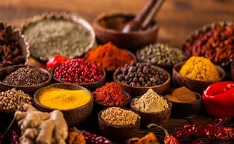 ଭୁଲ୍‌ରେ ବି ରୋଷେଇ ଘରୁ ଏହି ସବୁ ଜିନିଷ ଶେଷ ହେବାକୁ ଦିଅନ୍ତୁ ନାହିଁ , ପଡ଼ିପାରନ୍ତି ସମସ୍ୟାରେ