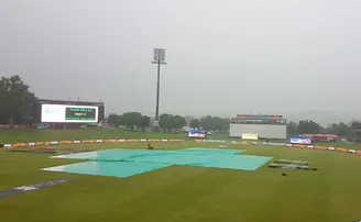 ଭାରତ ନିରାଶ, ବର୍ଷା ଧୋଇଦେଲା ଦ୍ୱିତୀୟ ଦିନର ଖେଳ