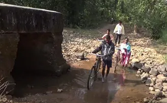 ୮ବର୍ଷ ହେଲା ସରୁନି ପୋଲ କାମ, ଟ୍ରାନ୍ସଫର୍ମର ବସିବାର ୧୦ ବର୍ଷ ପରେ ବି ଆସିନି ଲାଇନ୍‌