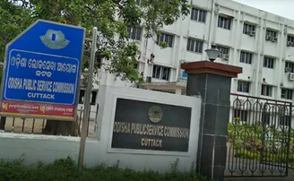 ଓଏଏସ୍ ମେନ୍ ପରୀକ୍ଷା ସ୍ଥଗିତ ରଖିବାକୁ ଦାବି