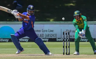 ପନ୍ତଙ୍କ ବିସ୍ଫୋରକ ବ୍ୟାଟିଂ, ଭାରତ ୨୮୭/୬