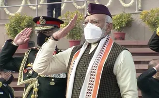 ସାଧାରଣତନ୍ତ୍ର ଦିବସରେ ପ୍ରଧାନମନ୍ତ୍ରୀଙ୍କ ପୋଷାକକୁ ନେଇ ଚର୍ଚ୍ଚା