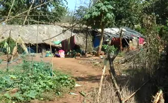 ଭୂମିହୀନଙ୍କ ଗାଁ! ଭୋଟର ପରିଚୟପତ୍ର ଛଡ଼ା ଆଉ କିଛି ପାଇନାହାନ୍ତି