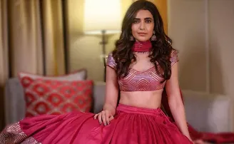 ପଡିବ କରିଶ୍ମାଙ୍କ ହାତଗଣ୍ଠି, ସରିଲା ହଳଦୀ ସେରେମୋନି