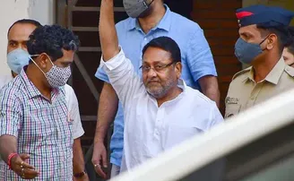 ୩୦୦ କୋଟିର ସମ୍ପତ୍ତିକୁ ୫୫ ଲକ୍ଷରେ କିଣିଥିଲେ ନୱାବ! ଏବେ ଫସିଲେ