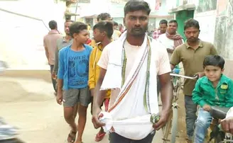 ଘରକୁ ଘର ବୁଲି ଭିକ ମାଗୁଛନ୍ତି ସମିତି ସଭ୍ୟ ପ୍ରାର୍ଥୀ