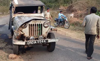 ଫେରିବା ବାଟରେ ପୋଲିଂ ପାର୍ଟି ଗାଡ଼ି ଦୁର୍ଘଟଣାଗ୍ରସ୍ତ