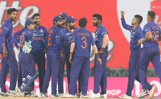 ଟିମ୍ ଇଣ୍ଡିଆର ବୃହତ ବିଜୟ, ଆତ୍ମସପର୍ମଣ କଲା ଶ୍ରୀଲଙ୍କା