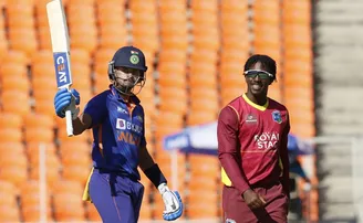 ସମ୍ମାନ ରଖିଲେ ଆୟର ଓ ପନ୍ତ, ୱେଷ୍ଟଇଣ୍ଡିଜକୁ ୨୬୬ ରନର ଟାର୍ଗେଟ୍