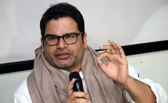 ଦୁଇ ନାଆରେ ଗୋଡ଼ ରଖିଛନ୍ତି ପିକେ ! କଂଗ୍ରେସ ସହ ଦୋସ୍ତି, ବିରୋଧୀ ସହ ଡିଲ !