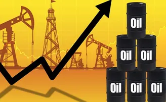 ଆହୁରି ମହଙ୍ଗା ହେବ ପେଟ୍ରୋଲ-ଡିଜେଲ! ବଢ଼ିଲା ଅଶୋଧିତ ତୈଳ ଦର