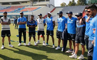 କୋହଲିଙ୍କ ୧୦୦ତମ ଟେଷ୍ଟ: କିଏ ନେବେ ରାହାଣେ ଓ ପୂଜାରାଙ୍କ ସ୍ଥାନ?