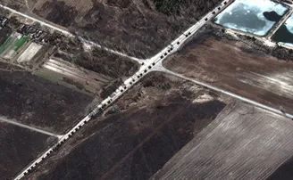 ୪୦ ମାଇଲ ବ୍ୟାପୀ ଲମ୍ବିଛି ରୁଷର ସାମରିକ ଯାନ, କିନ୍ତୁ କିଭ୍‌କୁ ପଶିପାରୁନି  