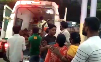 ନିଆଁ ଲାଗି ଗୋଟିଏ ପରିବାରର ୫ ଗୁରୁତର ଘଟଣା; ଆଖି ବୁଜିଲେ ପତିପତ୍ନୀ