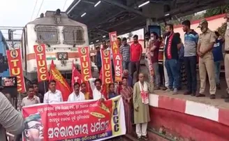 ଆଜିଠୁ ୨ ଦିନ ଭାରତ ବନ୍ଦ; ରାଜପଥ ଅବରୋଧ ସହ ରେଳରୋକ କଲେ ଆନ୍ଦୋଳନକାରୀ