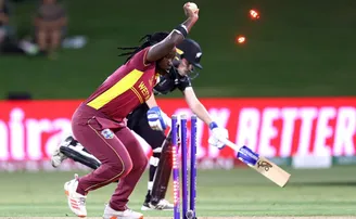 ୬ ବଲରେ ୬ ରନ୍ କରିପାରିଲାନି, ହାରିବା ମ୍ୟାଚ୍ ଜିତିଲା ୱେଷ୍ଟଇଣ୍ଡିଜ୍