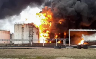 ଜଳିଗଲା ରୁଷର ତୈଳ ଡିପୋ, ଦେଖନ୍ତୁ ଭିଡିଓ