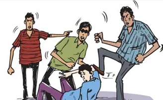 ସହପାଠୀଙ୍କୁ ଉଲଗ୍ନ କରି ଦେଇଥିଲେ ନିର୍ଯାତନା, ବିଦା ହେଲେ ୮ ଛାତ୍ର