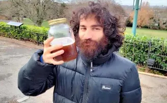 ନିଜ ପରିସ୍ରା ପିଇଲେ କମୁଛି ବୟସ, ବ୍ରିଟେନ୍‌ ବ୍ୟକ୍ତିଙ୍କ ଦାବି