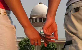 ସମଲିଙ୍ଗୀ ବିବାହକୁ ସ୍ୱୀକୃତି ନେଇ କେନ୍ଦ୍ର ସରକାରଙ୍କୁ  ସୁପ୍ରିମକୋର୍ଟଙ୍କ ନୋଟିସ୍‌