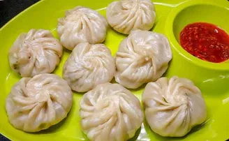 ଚିକେନ ମୋମୋ