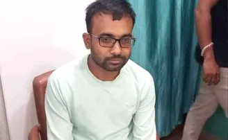 ୧୦ ଲକ୍ଷର ବିଲ୍‌ ପାସ୍‌ କରିବାକୁ ନେଉଥିଲେ ଲକ୍ଷେ, ମାଡ଼ି ବସିଲା ଭିଜିଲାନ୍ସ