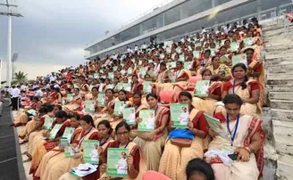 ଭବ୍ୟ ସମାରୋହରେ ୬୮୯୧ ଶିକ୍ଷକ ଓ ଶିକ୍ଷୟିତ୍ରୀଙ୍କୁ ନିଯୁକ୍ତିପତ୍ର ବାଣ୍ଟିଲେ ମୁଖ୍ୟମନ୍ତ୍ରୀ