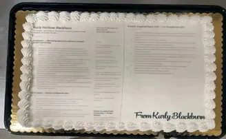 ଚାକିରି ପାଇଁ ଯୁବତୀଙ୍କ ଅଭିନବ ଫର୍ମୁଲା, ପଠାଇଲେ 'ରିଜ୍ୟୁମ୍‌ କେକ୍‌'