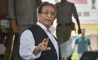 ପୁଣି ଏକ ଝଟକା, ବିଧାୟକ କ୍ୱାର୍ଟର ଛାଡ଼ିବେ ଆଜମ ଖାନ୍‌