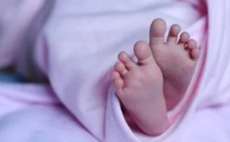 ୨୦ ଦିନର ଅସୁସ୍ଥ ଝିଅକୁ ତଣ୍ଟି ଚିପି ମାରିଦେଲା ମା’