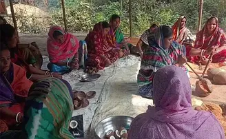 ମହିଳାମାନଙ୍କୁ ରୋଜଗାର ଦେଲା ନଡ଼ିଆ ତେଲ