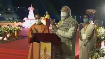 ଦେବ ଦିପାବଳୀ ଉତ୍ସବର ଶୁଭାରମ୍ଭ କଲେ ପ୍ରଧାନମନ୍ତ୍ରୀ ମୋଦି