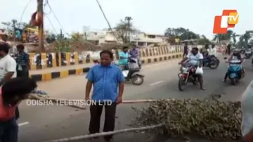 ପାଣି ଏବଂ ବିଦ୍ୟୁତ୍‌ ପାଇଁ ରାସ୍ତାକୁ ଓହ୍ଲାଇଲେ ରାଜଧାନୀବାସୀ