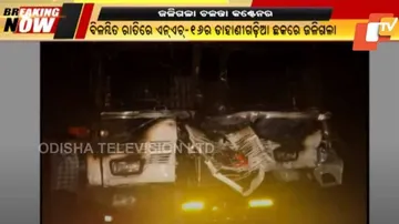 ଜଳିଗଲା ଚଳନ୍ତା କଣ୍ଟେନର୍‌